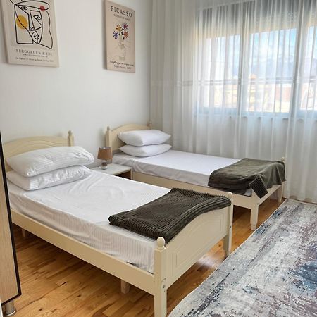 Sol Apartments - 2 Bedrooms Szkodra Zewnętrze zdjęcie